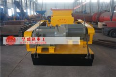 小型（xíng）對輥破（pò）碎機多（duō）少錢,哪個廠家銷量高