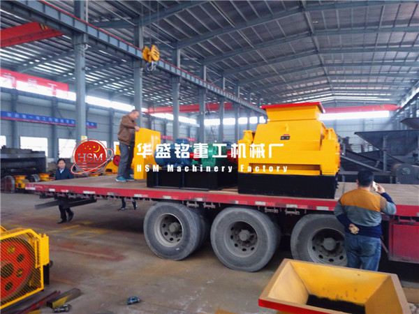 齒滾式破碎（suì）機