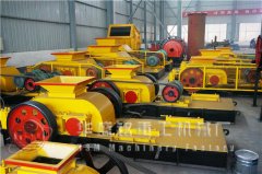 每小（xiǎo）時產30噸的對輥（gǔn）破碎機輥皮（pí）都有哪些材質