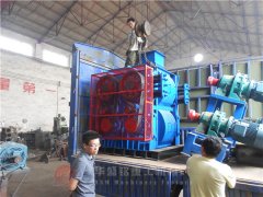 時（shí）產100噸的（de）四輥（gǔn）破碎機價格（gé）是多少