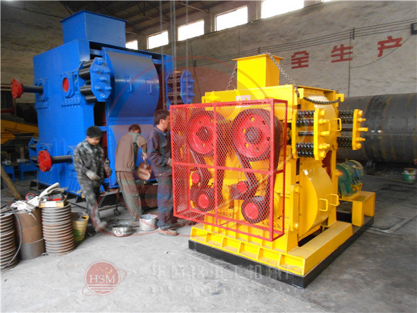 四(sì)齒輥式破碎機