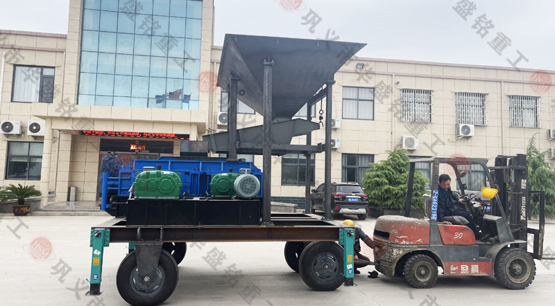 大對棍時產多少噸 對輥（gǔn）式破（pò）碎機哪個廠家好