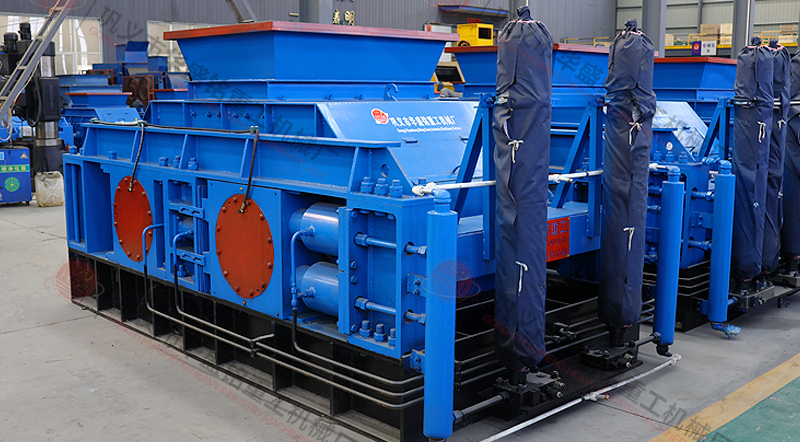 液壓（yā）對輥（gǔn）破碎機