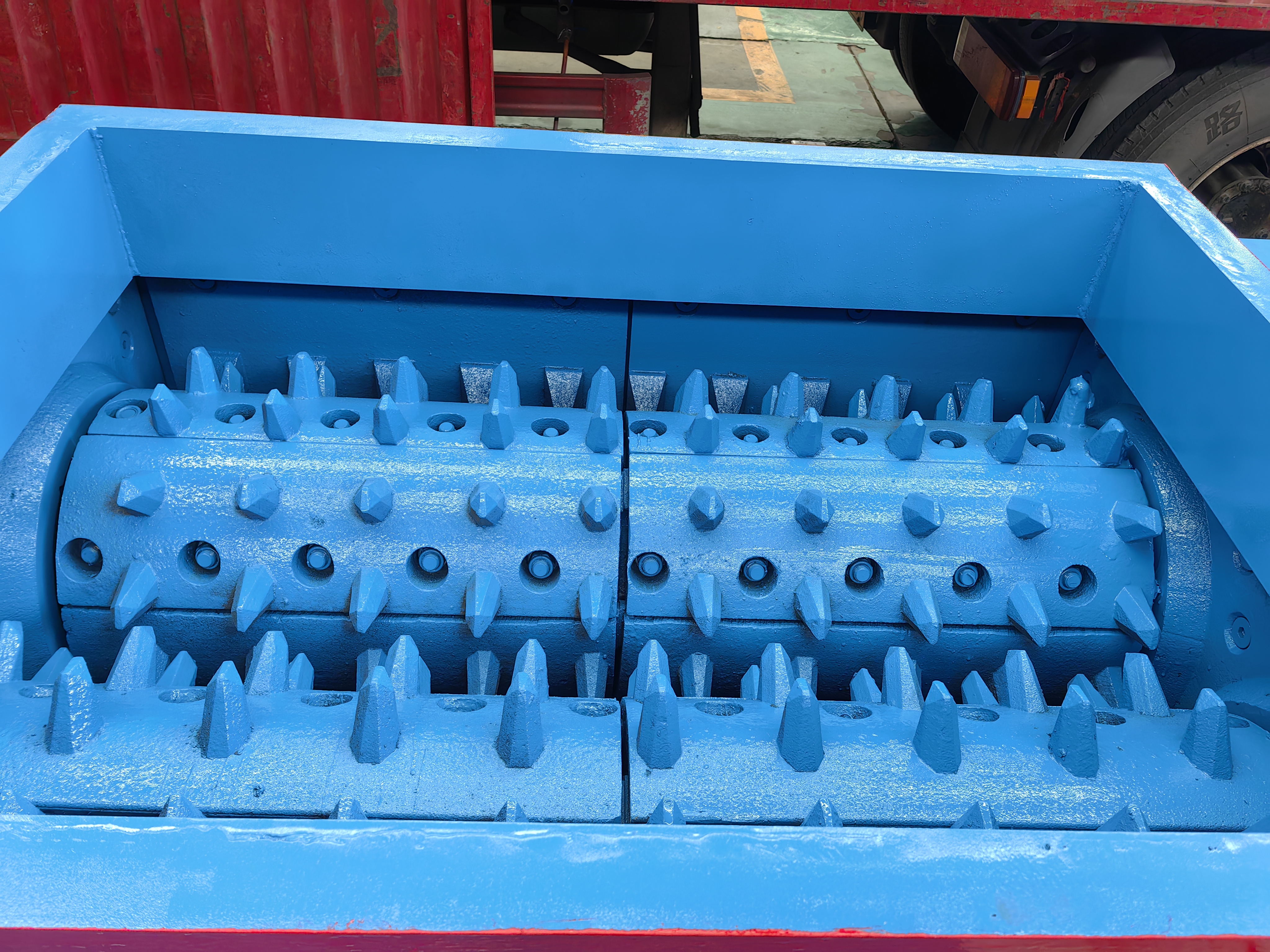 強力分級齒輥破碎機pg 強(qiáng)力分級齒輥破(pò)碎(suì)機pg