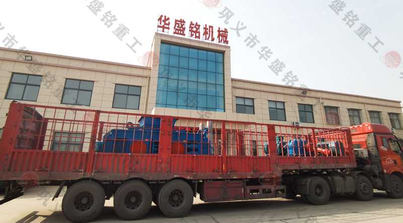 1212型液壓對輥破碎機發往湖南發貨現場（chǎng）