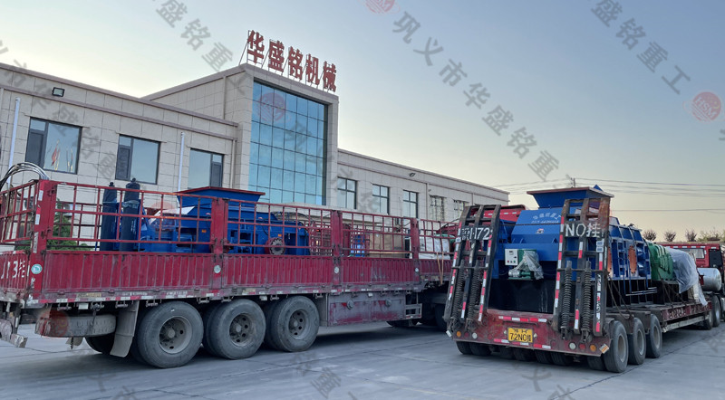 2PGY1810液壓對輥破碎機(jī)發往河北承德平泉(quán)