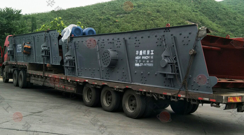 兩台2YK2875振動篩發往陝西（xī）神木