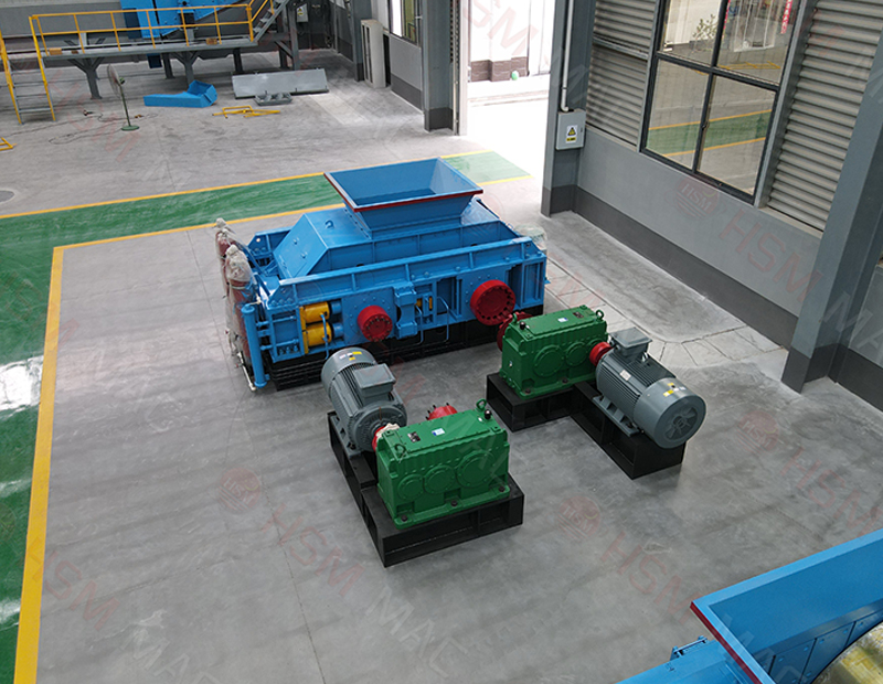 金礦破碎能用（yòng）對輥（gǔn）破碎機嗎？時產80噸（dūn）多少錢一台？