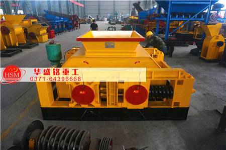 水泥齒（chǐ）輥破碎機