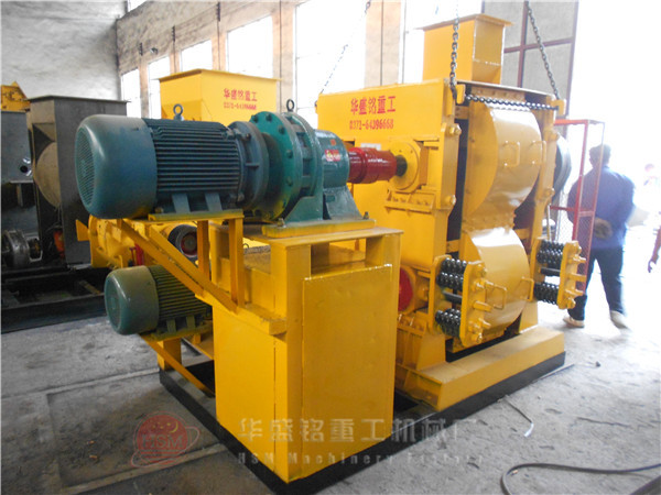 大型四（sì）輥破碎機
