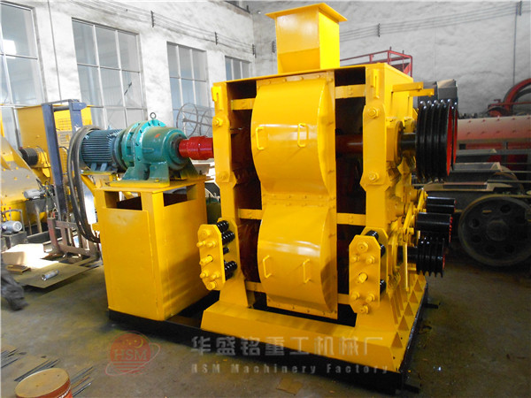 四齒（chǐ）輥式破碎機