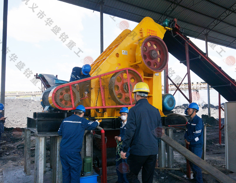 1000*1200煤矸石（shí）粉碎機