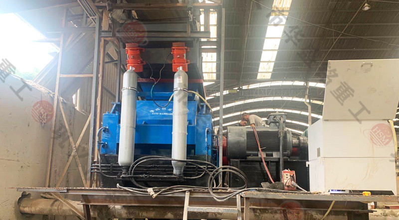 全液壓對輥破碎機雲南安裝（zhuāng）現場